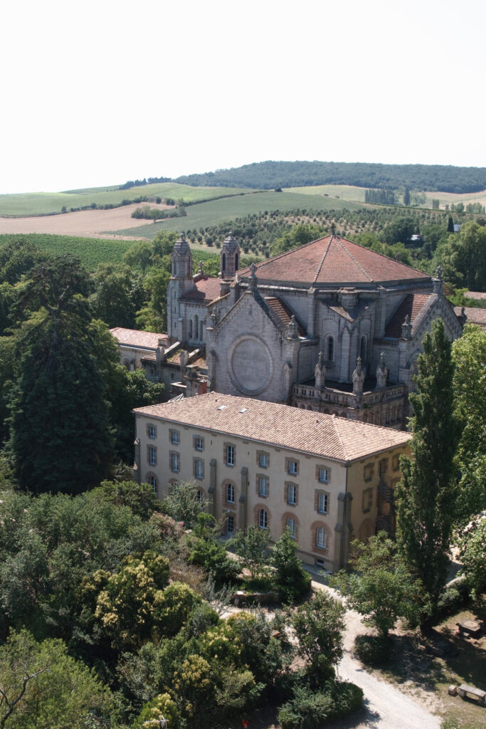 monastère de prouilhe et son hôtellerie drone