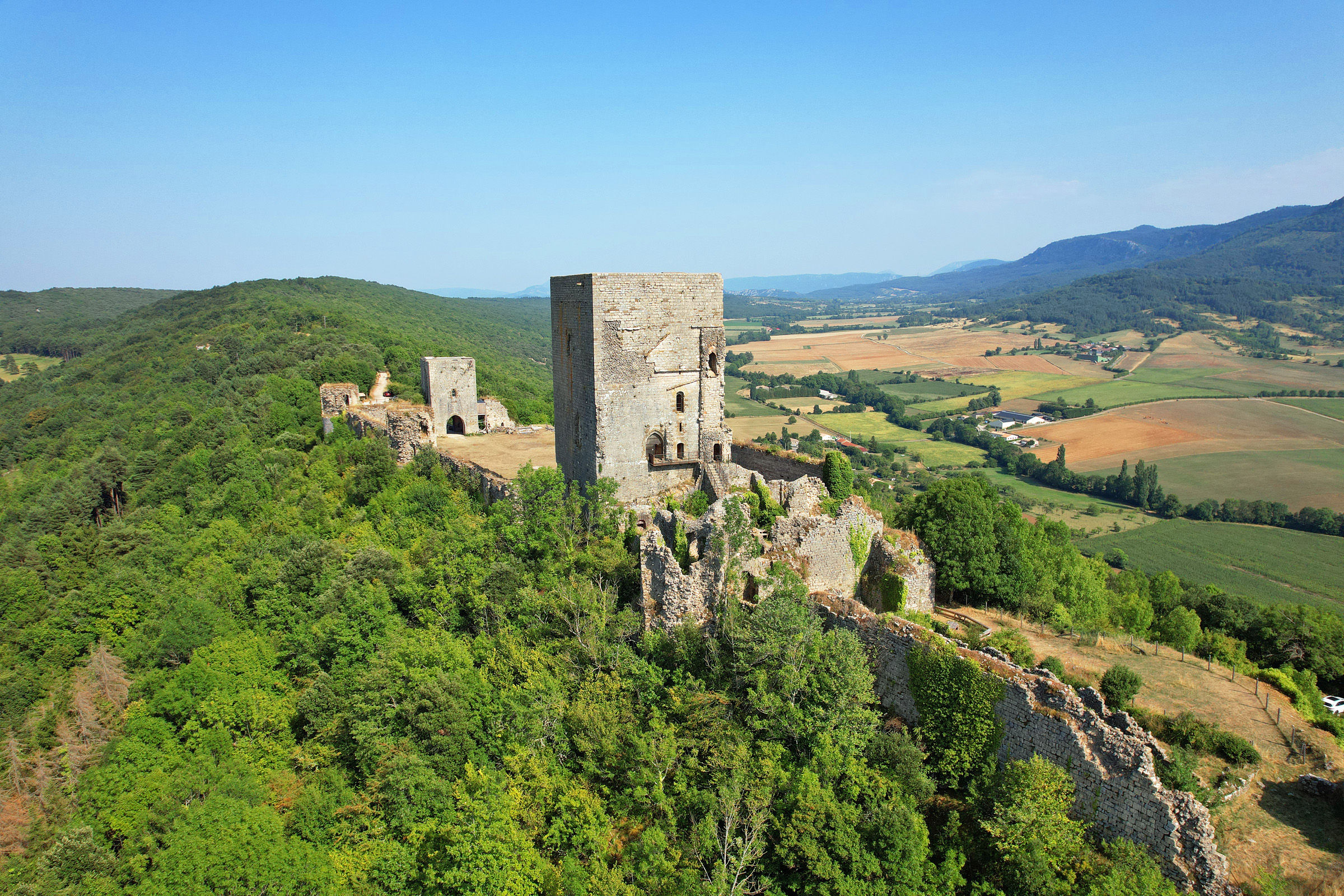 château de puivert drone aude actually