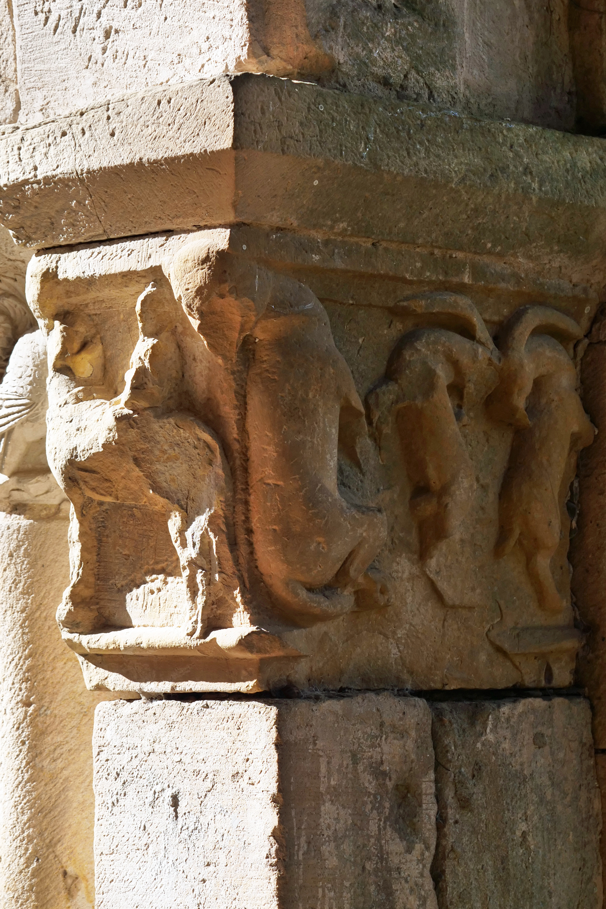 chapiteau abbaye-cathédrale d'alet audeactually.fr